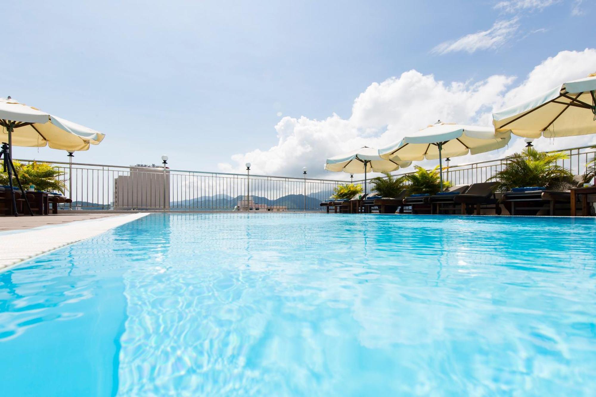 Galliot Hotel Nha Trang Esterno foto