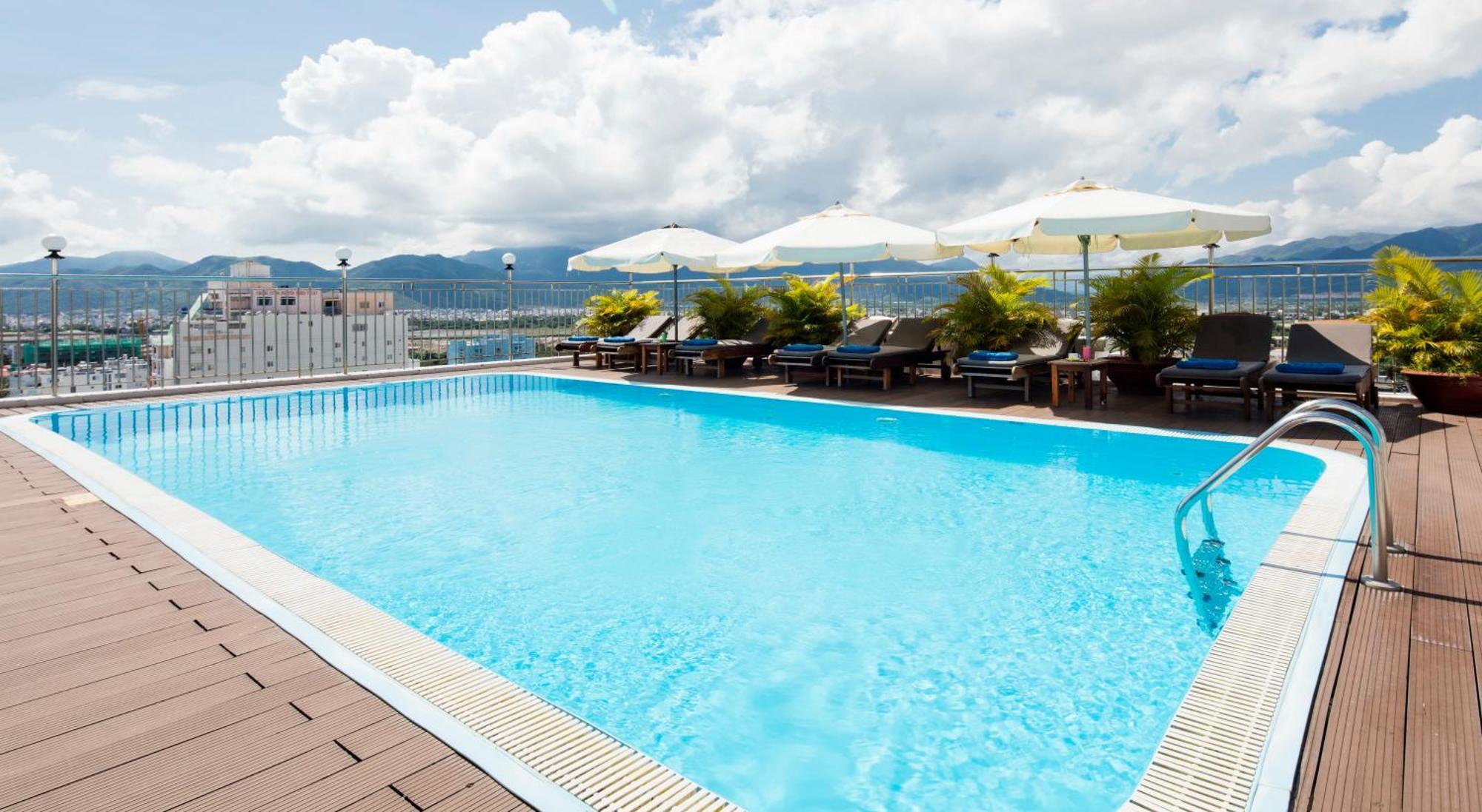Galliot Hotel Nha Trang Esterno foto