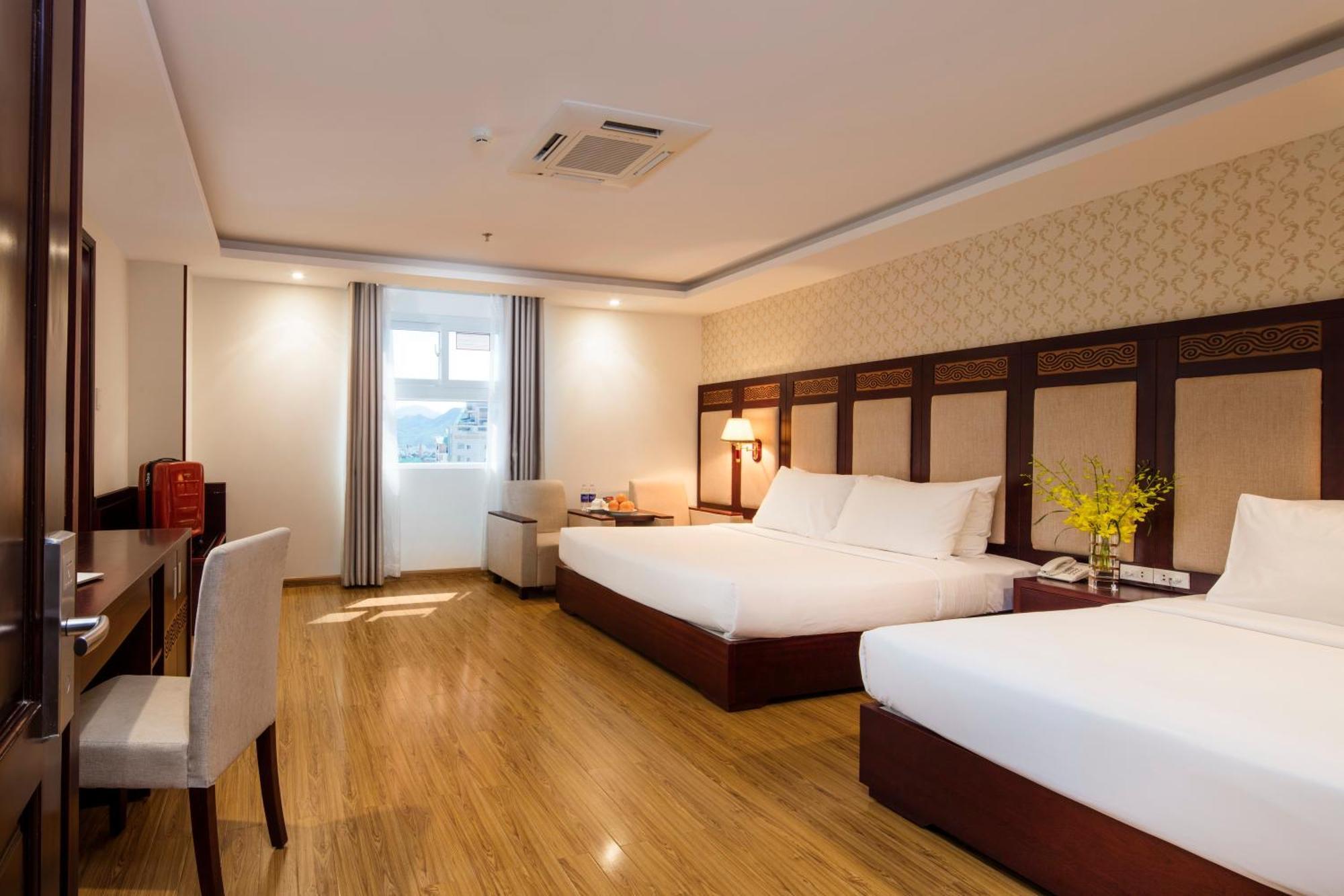 Galliot Hotel Nha Trang Esterno foto