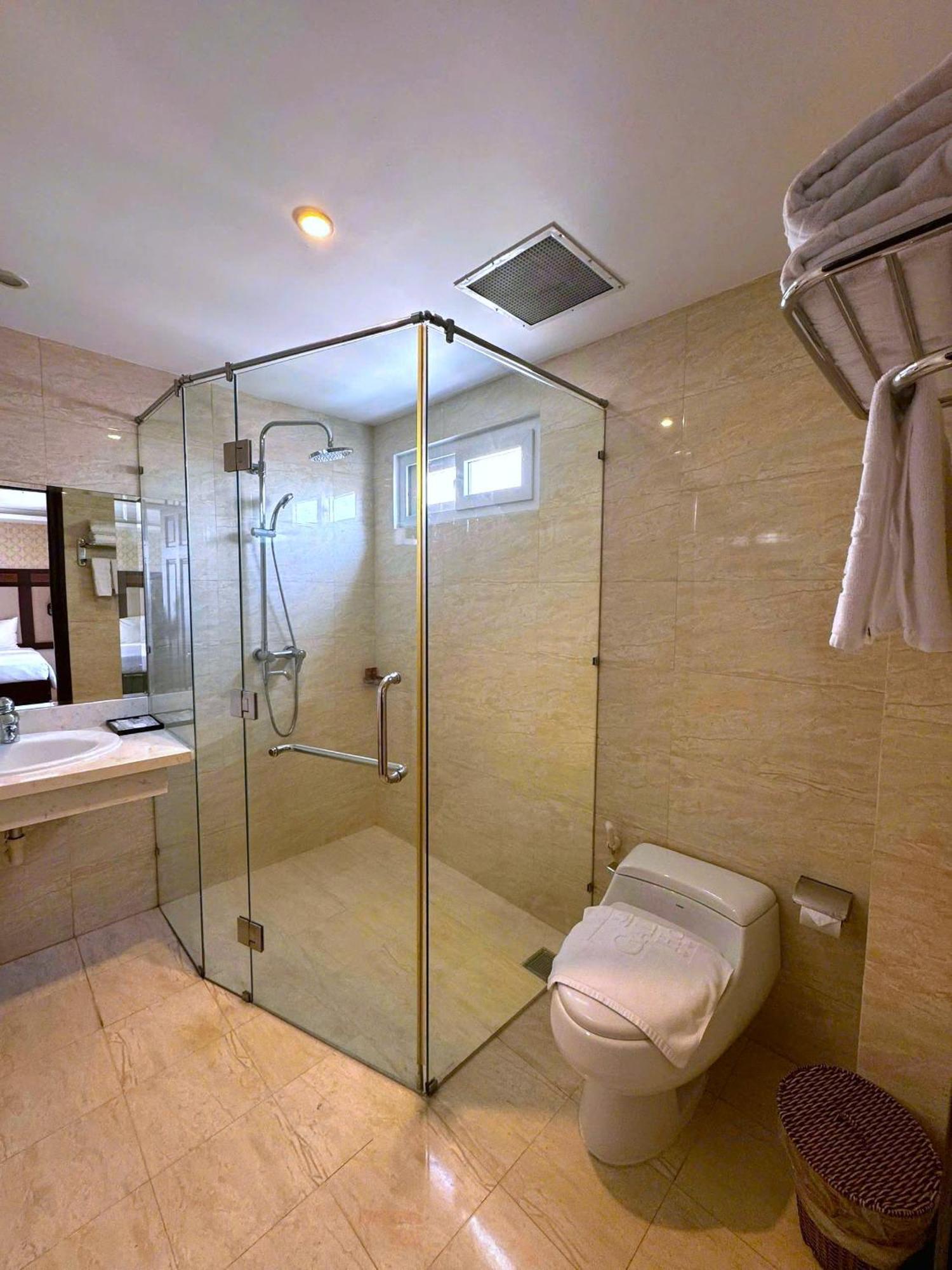 Galliot Hotel Nha Trang Esterno foto