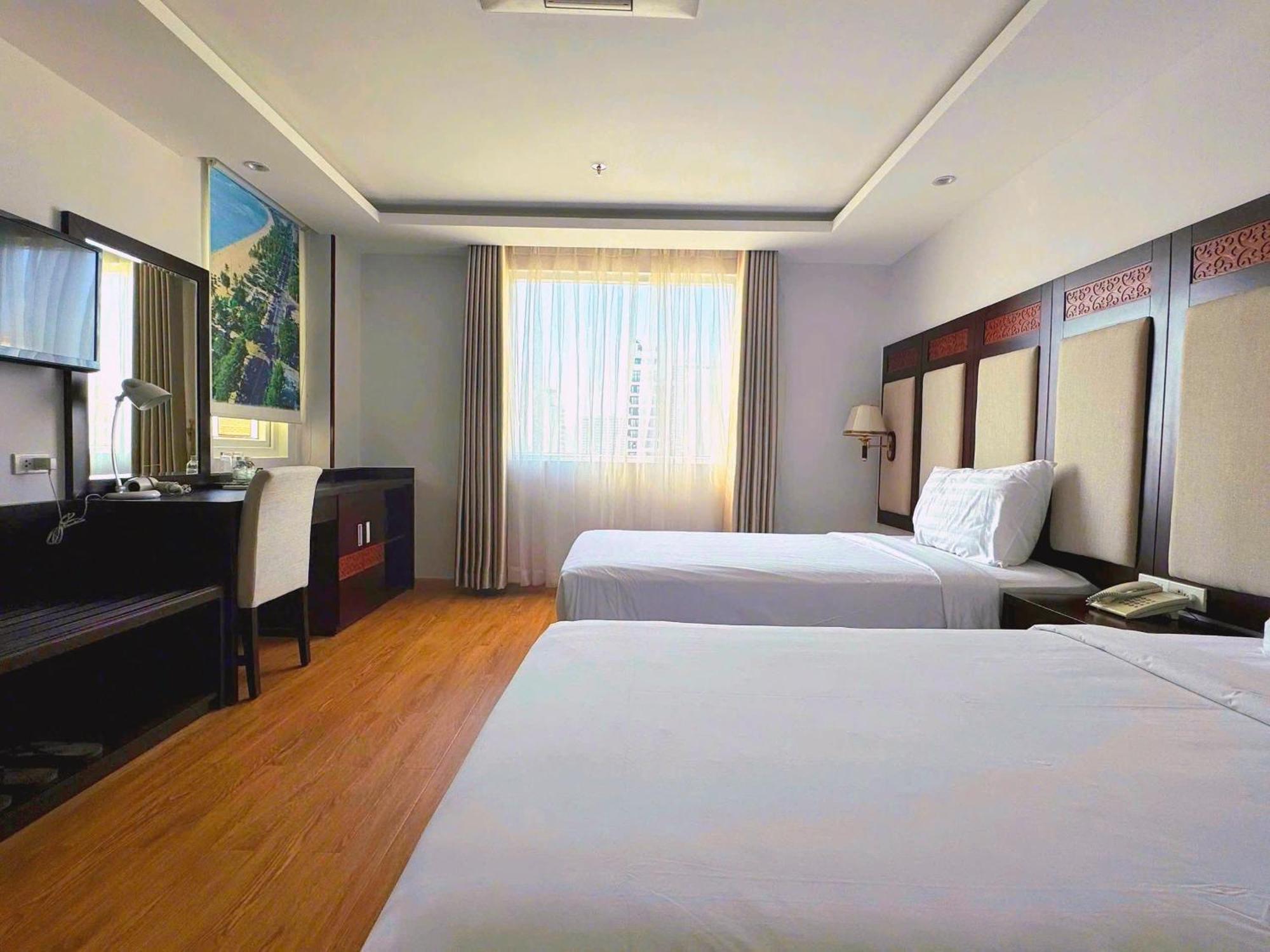Galliot Hotel Nha Trang Esterno foto