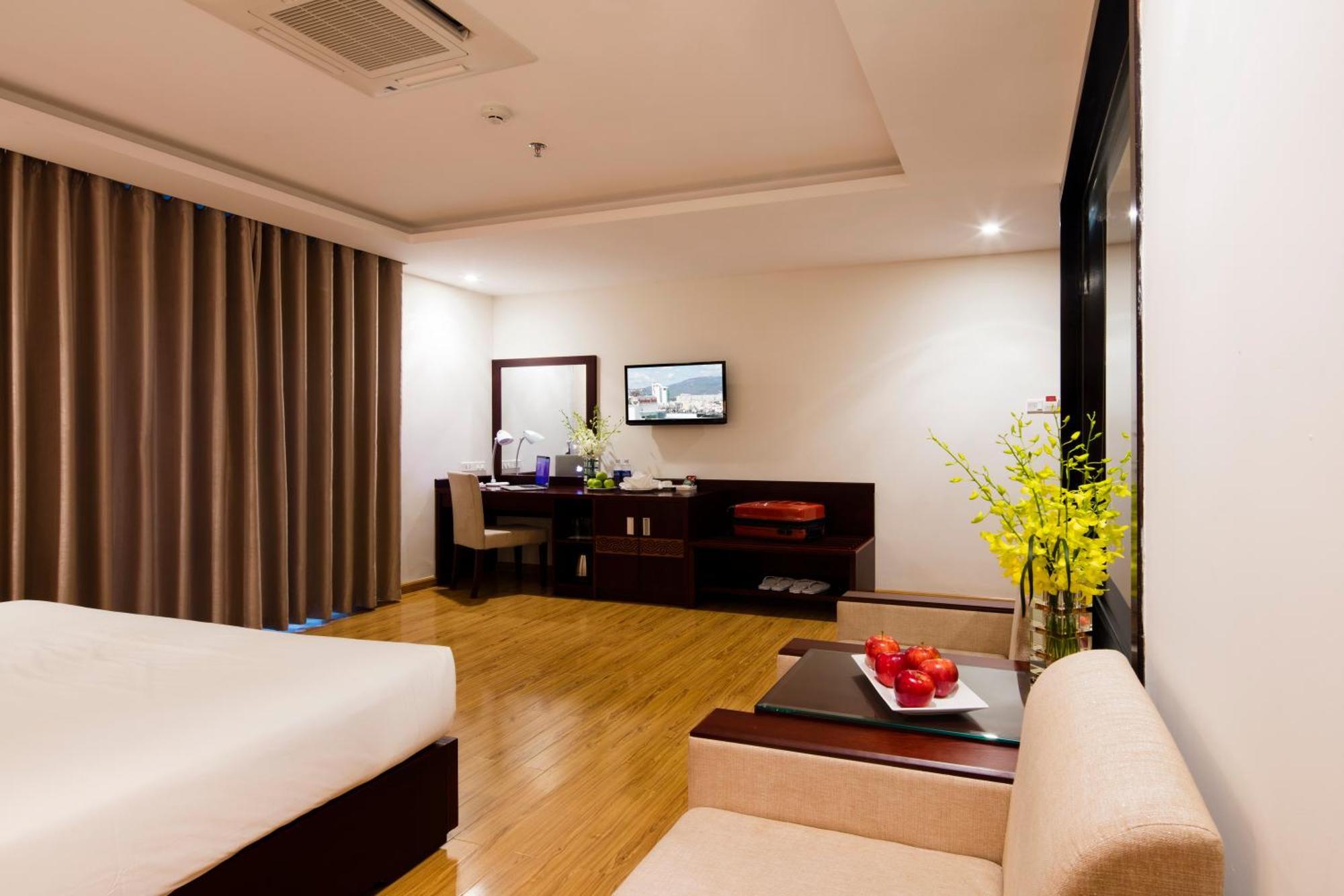 Galliot Hotel Nha Trang Esterno foto
