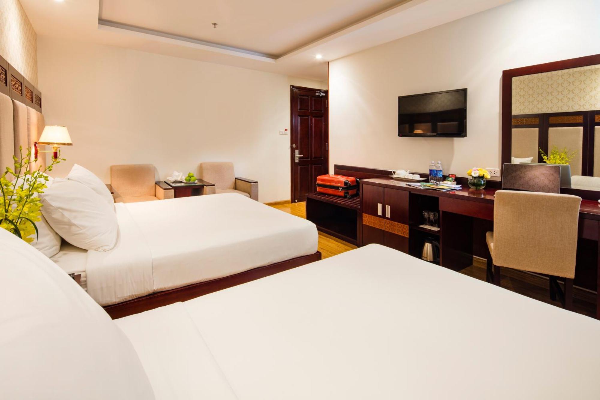 Galliot Hotel Nha Trang Esterno foto