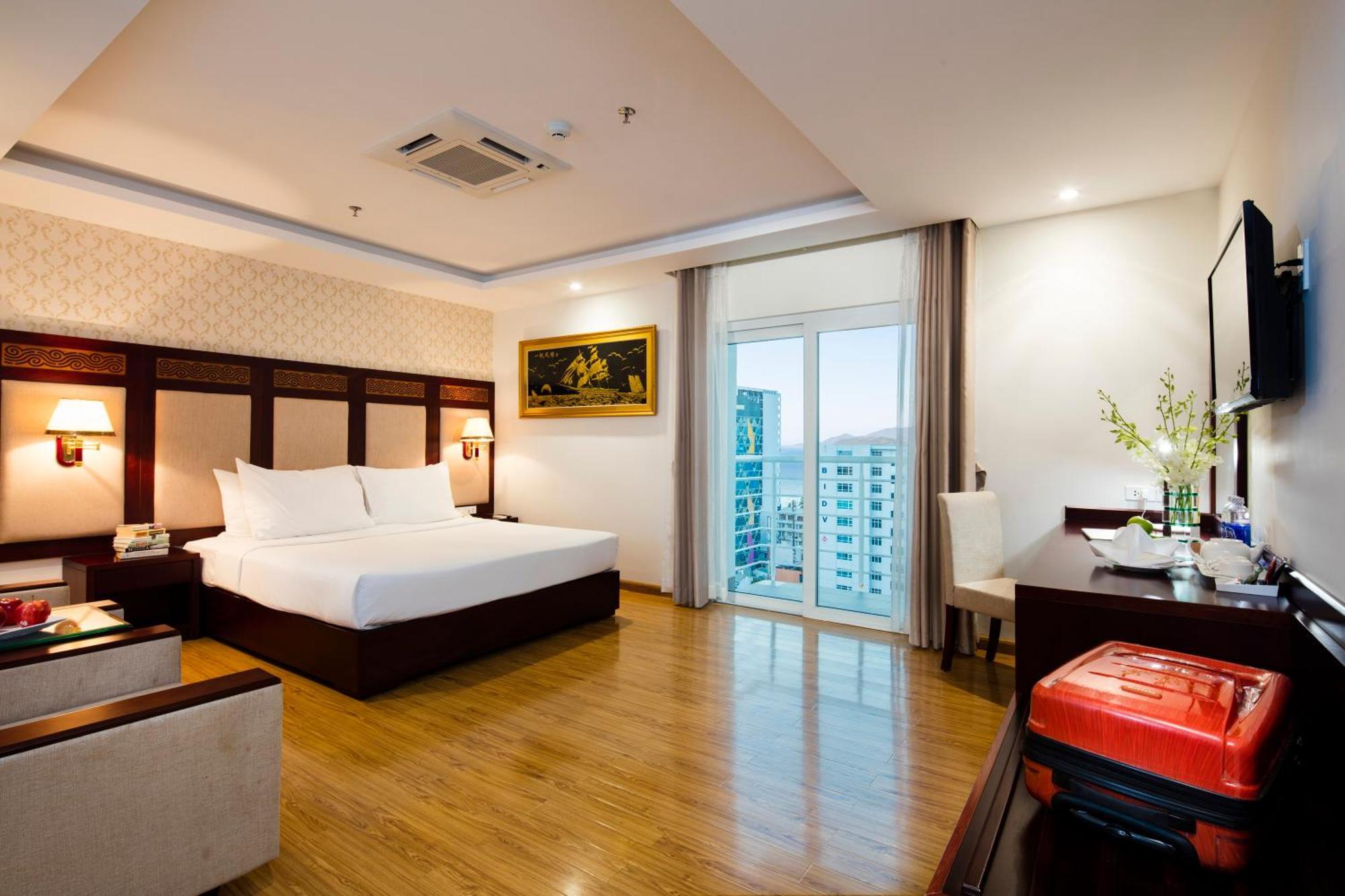 Galliot Hotel Nha Trang Esterno foto