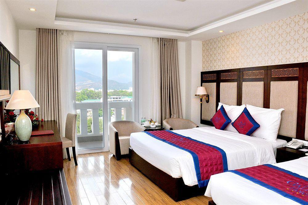 Galliot Hotel Nha Trang Esterno foto