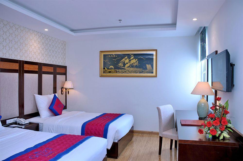Galliot Hotel Nha Trang Esterno foto